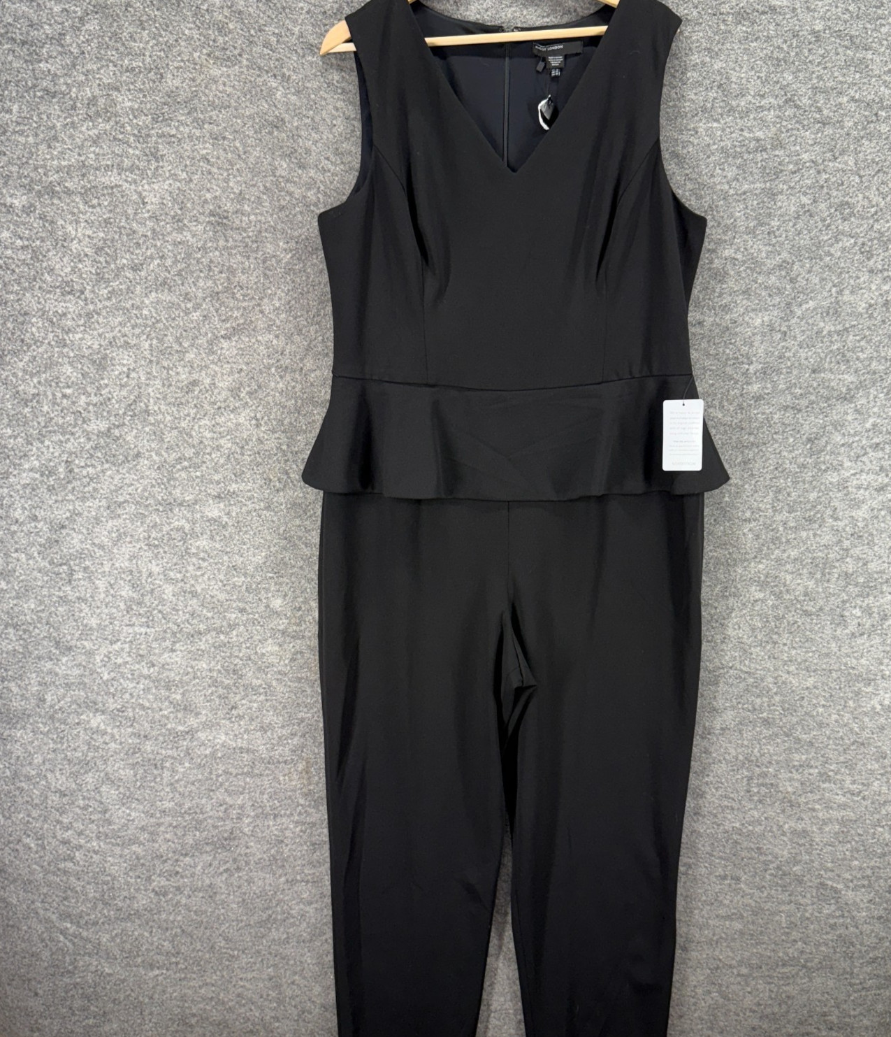 New Maggy London Jumpsuit Women 18 Plus Black V-Neck Zipper Lined Sleeveless