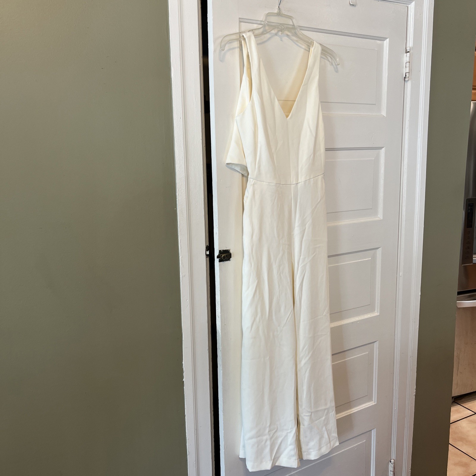 SHINESTAR Women’s Ivory Sleeveless Jumpsuit XS Open back wide leg Pocket NWT(LS)