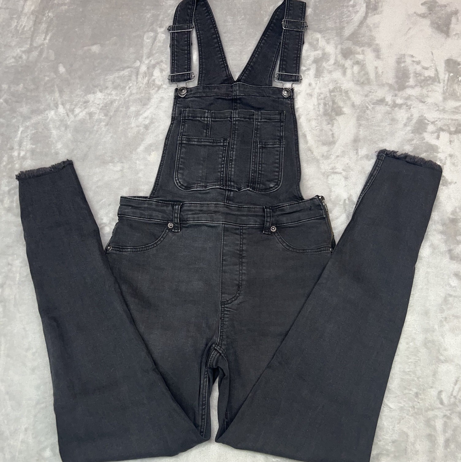 FREE PEOPLE Lexden Denim Overall Bibs Womens 27 Black Super Skinny Raw Hem Boho