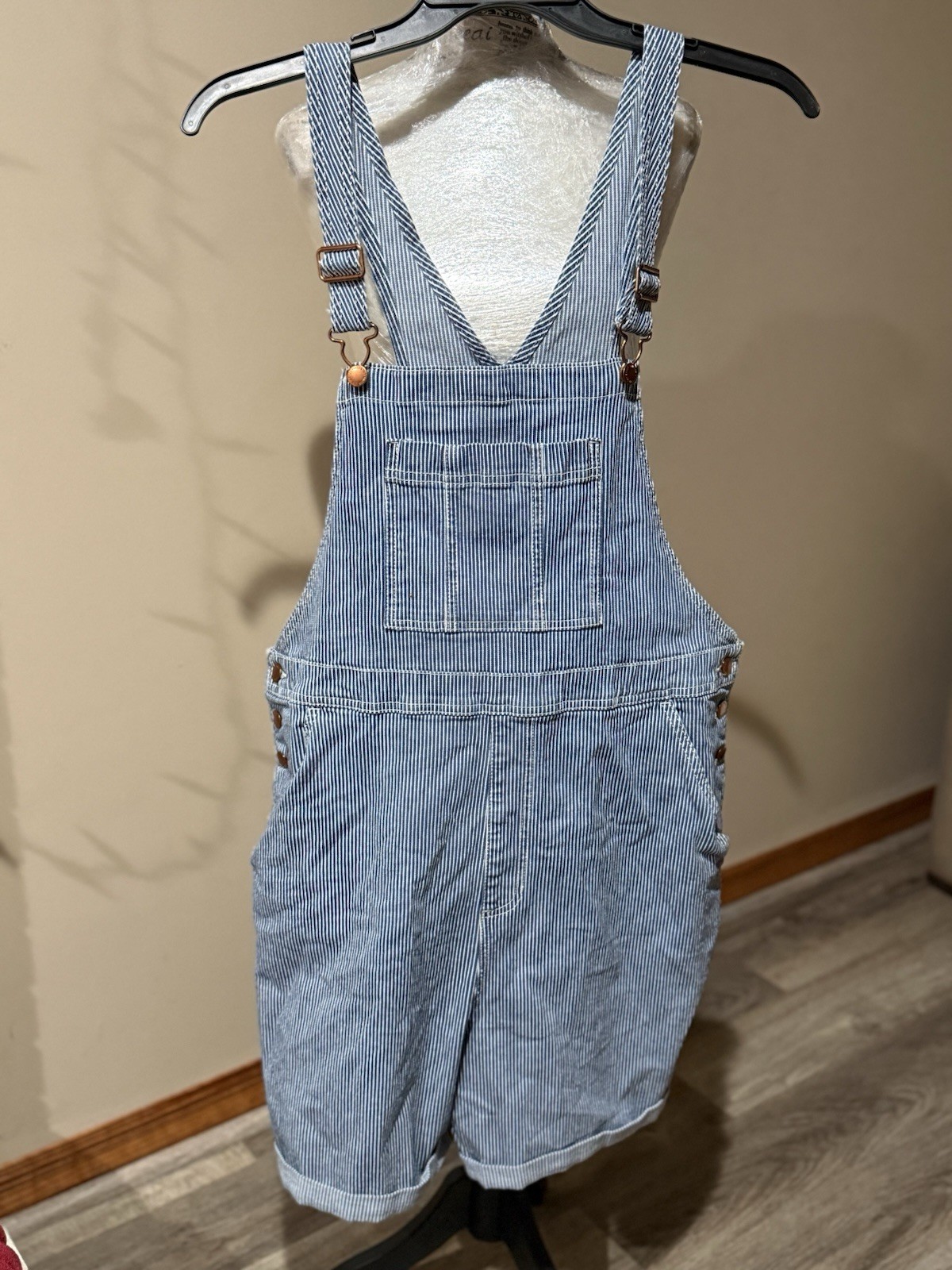 denim shortalls offer a timeless workwear-inspired look with a modern look.