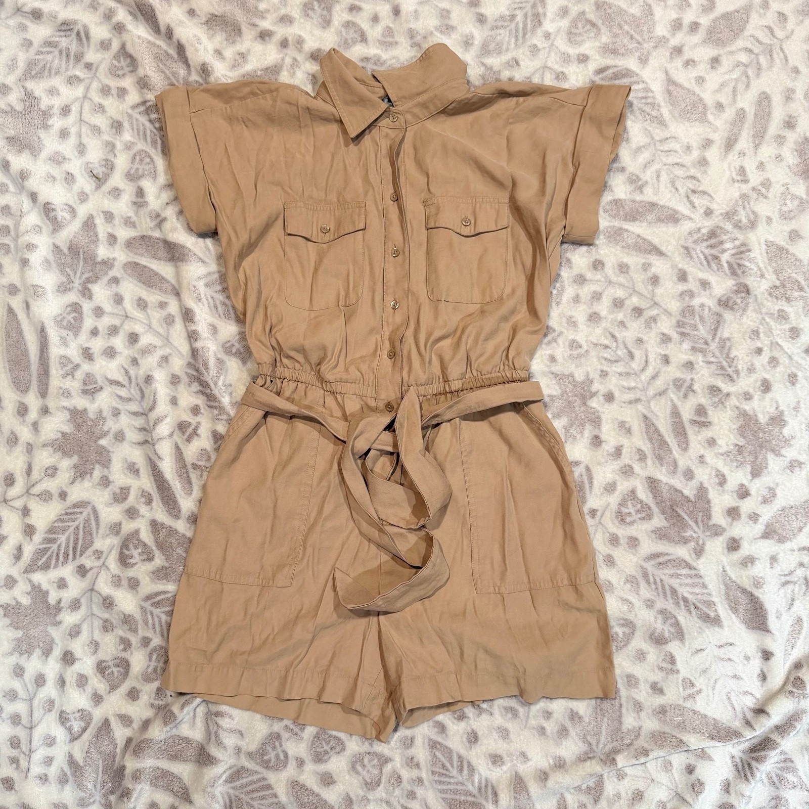 Simply Vera Vera Wang Utility Safari Romper Tan Belted Button Front Women’s XS