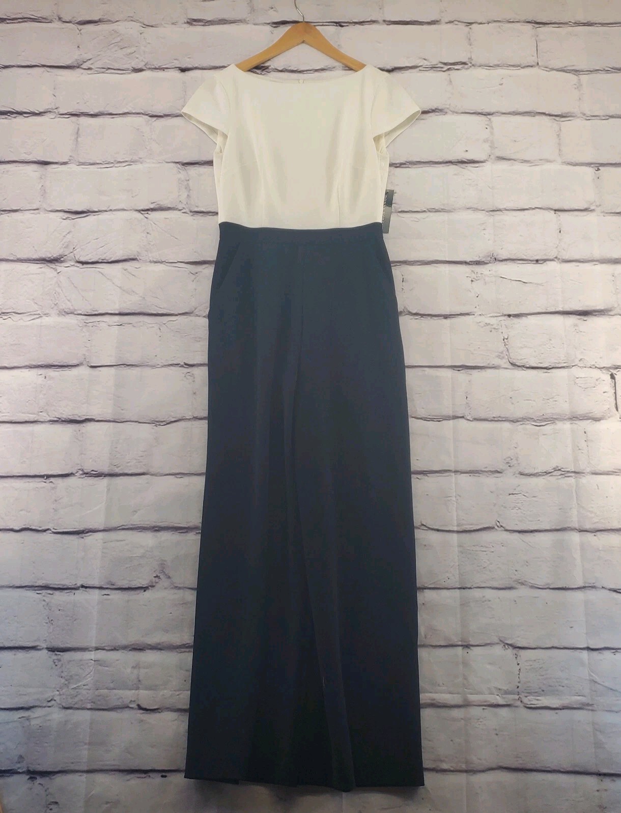 DONNA MORGAN Jumpsuit Womens 2 Old Money Classic Rear Zip Wide-Leg NWT