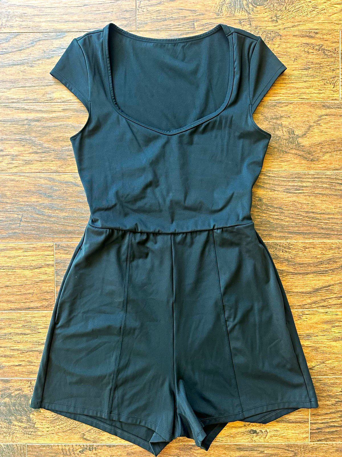 Halara Women’s Black Cut-Out Stretch Knit Romper S Short Sleeve Scoop Neck
