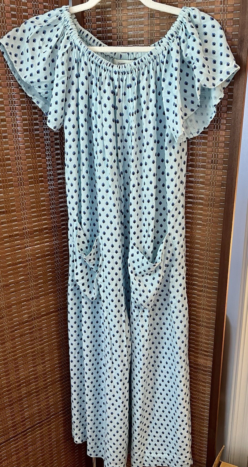 Diane Von Furstenberg Wide Leg Airy Resort Pocketed Jumpsuit Size 6 Petite, EUC