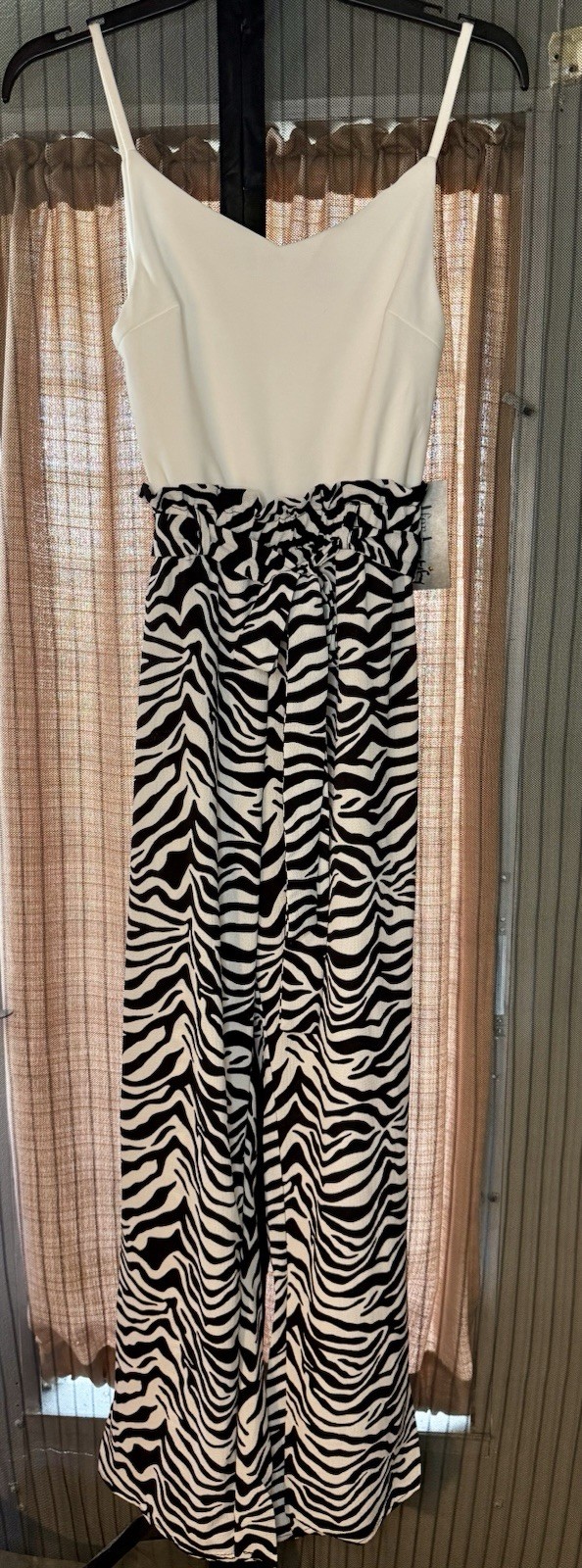 J for Justify Women’s White Top Zebra Print Pants Jumpsuit Size Medium