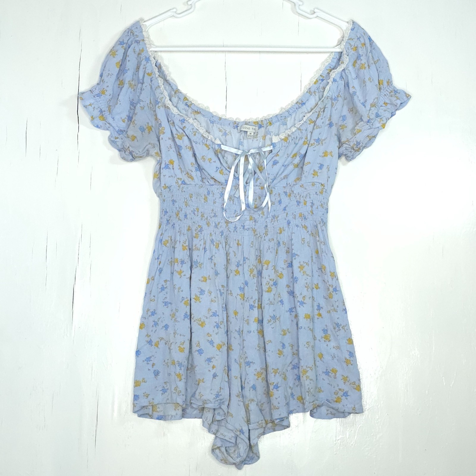 Love Tree Ditsy Floral Light Blue Off-the-Shoulder Mini Romper M