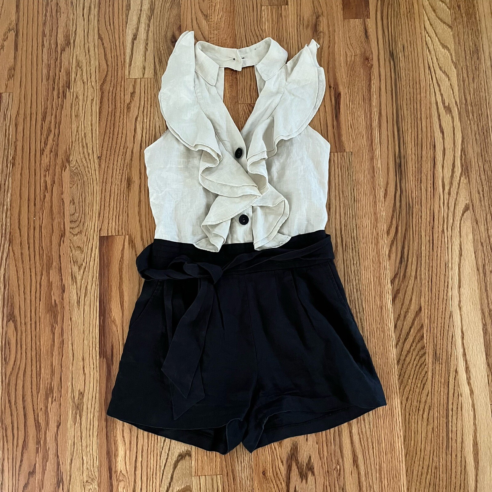 Arden B linen ruffle top romper small