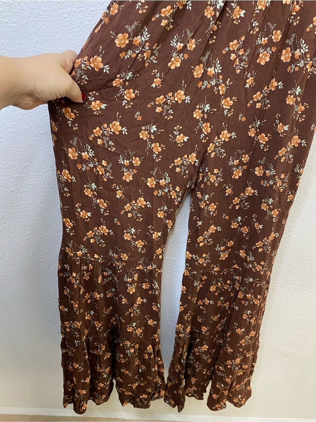 Audrey Parks Francesca’s Brown Floral Smocked Jumpsuit S Spaghetti Straps Earthy