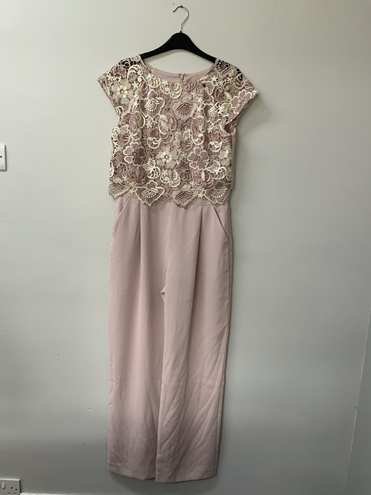 Phase Eight Pink Lace Jumpsuit Size 12 Short Sleeve Round Neck Zip Back Occasion