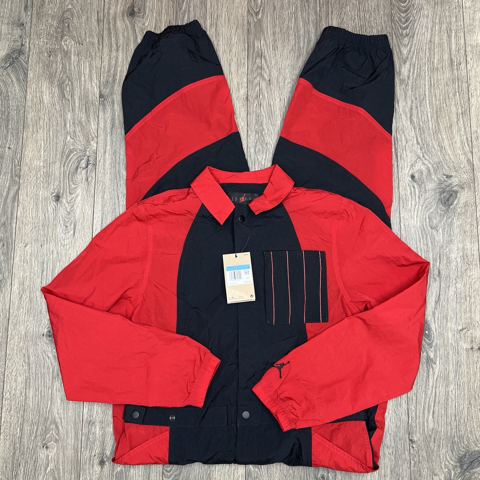 Air Jordan Essentials Jumpsuit Size Medium Womens Red Black Varsity $140