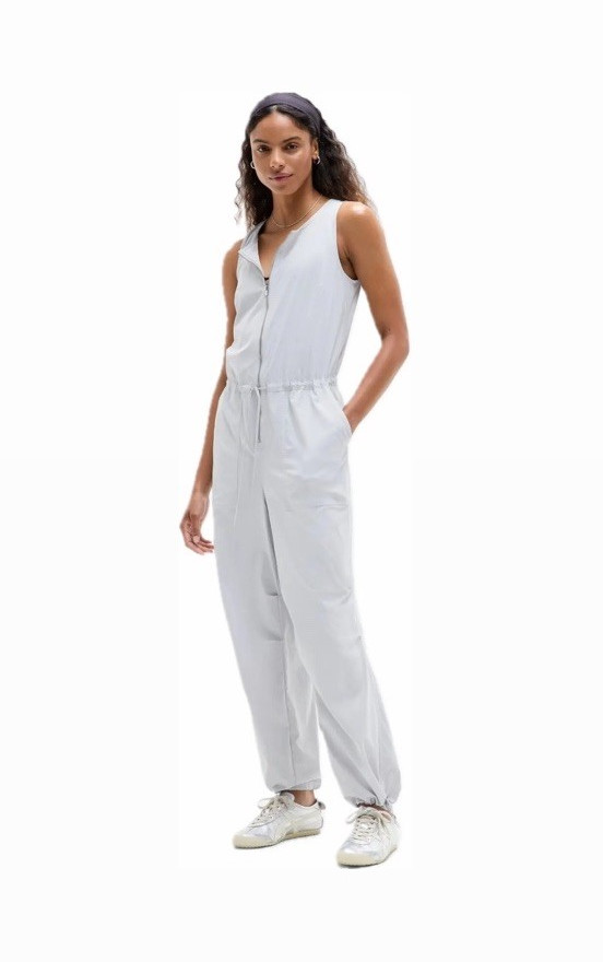 ATHLETA WOMEN M COMBINATION FLEX JUMPSUIT GALACTIC GRAY SLEEVELESS ZIP POCKETS