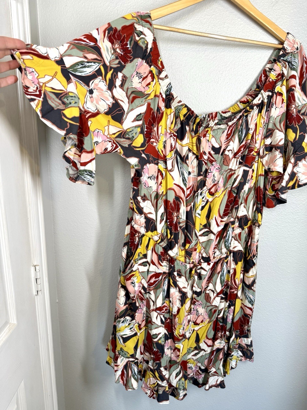 Torrid 3 Stretch Challis Floral Off The Shoulder Ruffle Romper Size 3X Spring