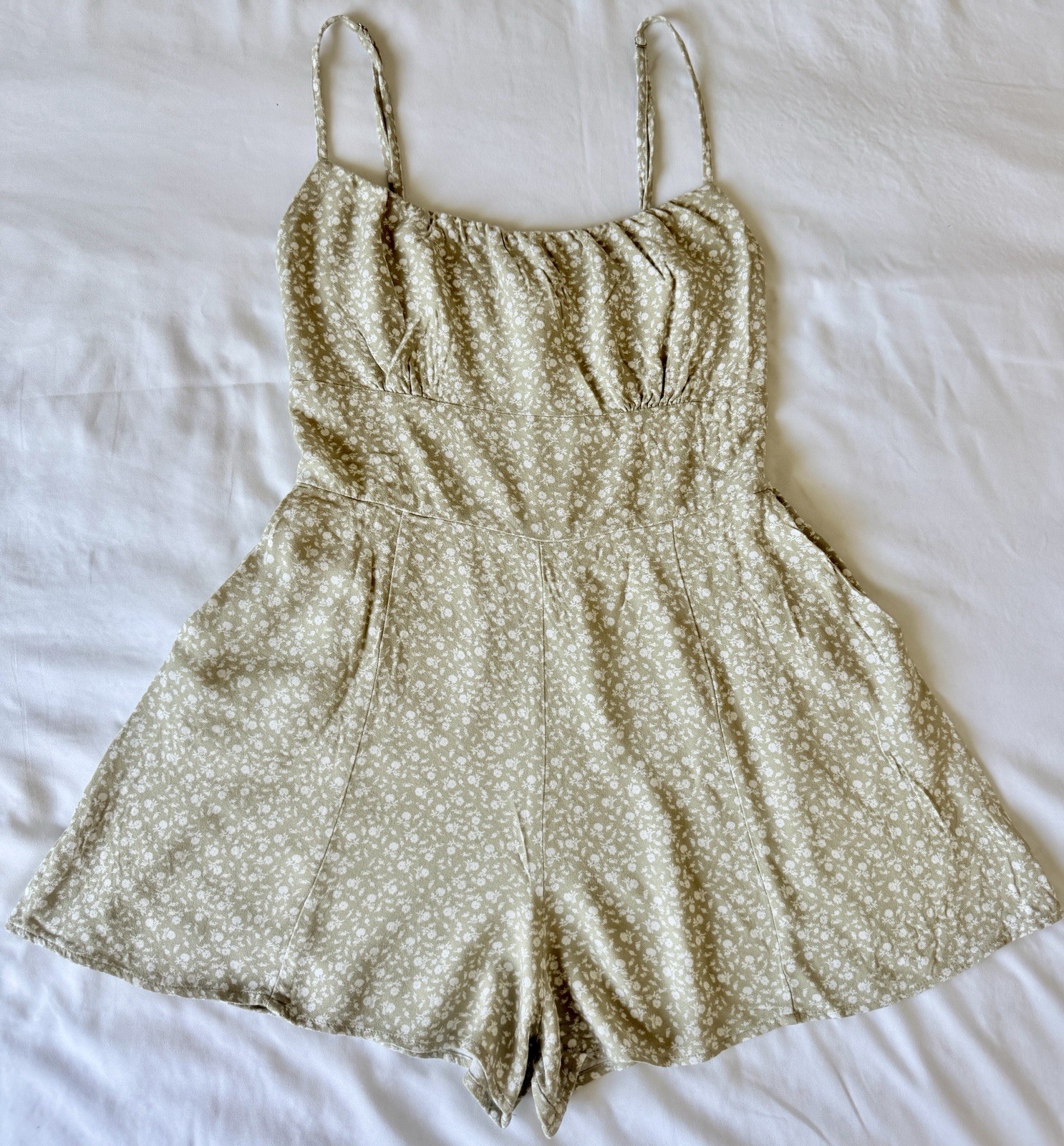 a.n.e.w day Women’s S Beige Floral Cotton Romper Square Neck Smocked Pullover