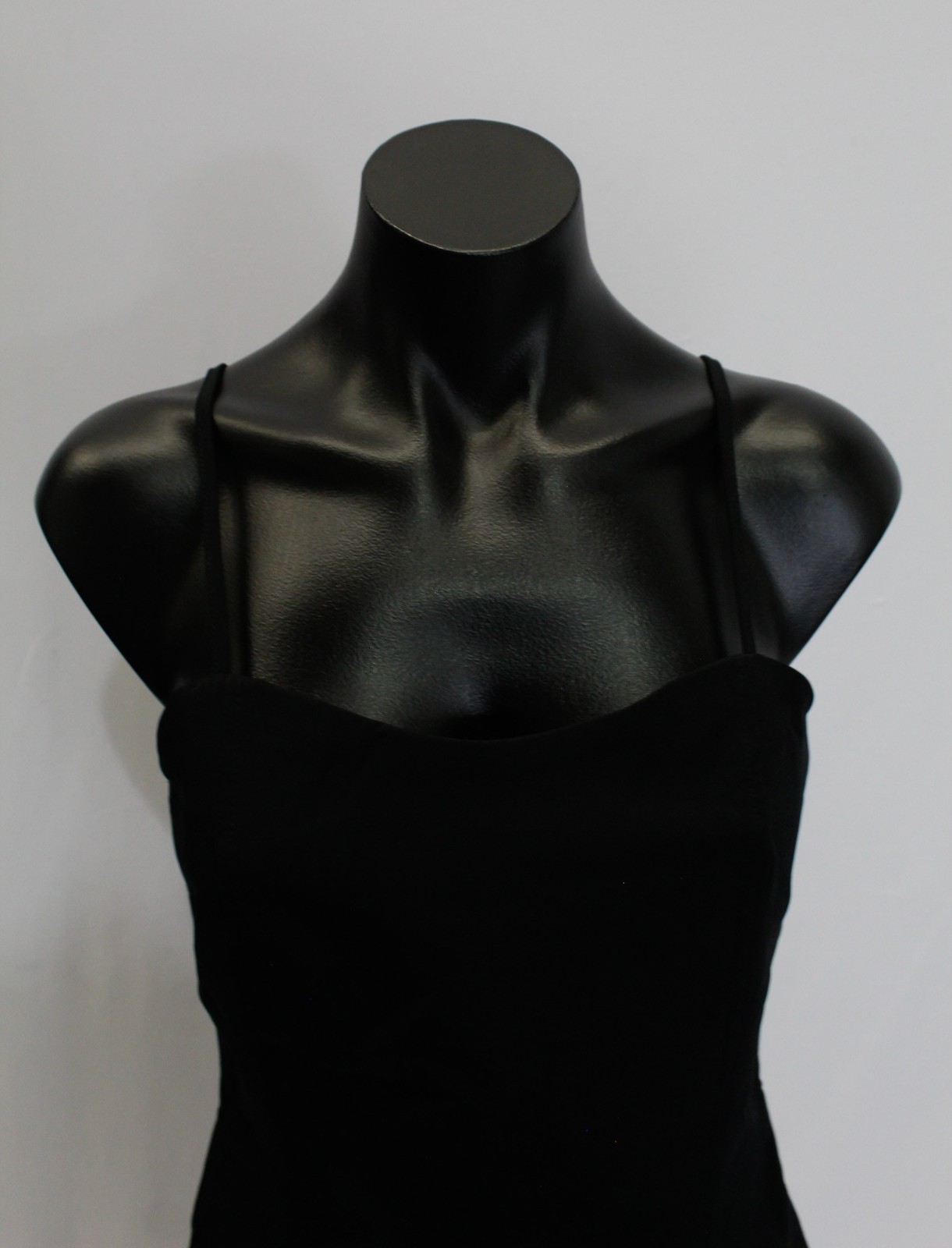 Chic Me Women’s Solid Asymmetric Zip Up Sleeveless Romper EJ3 Black Small NWT