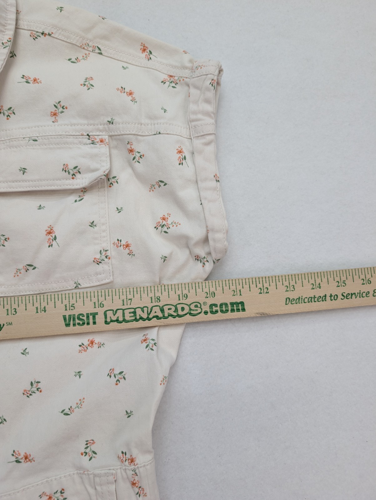 Celebrity Pink Women’s Romper Size M White Floral Print Bohemian Cottage Core