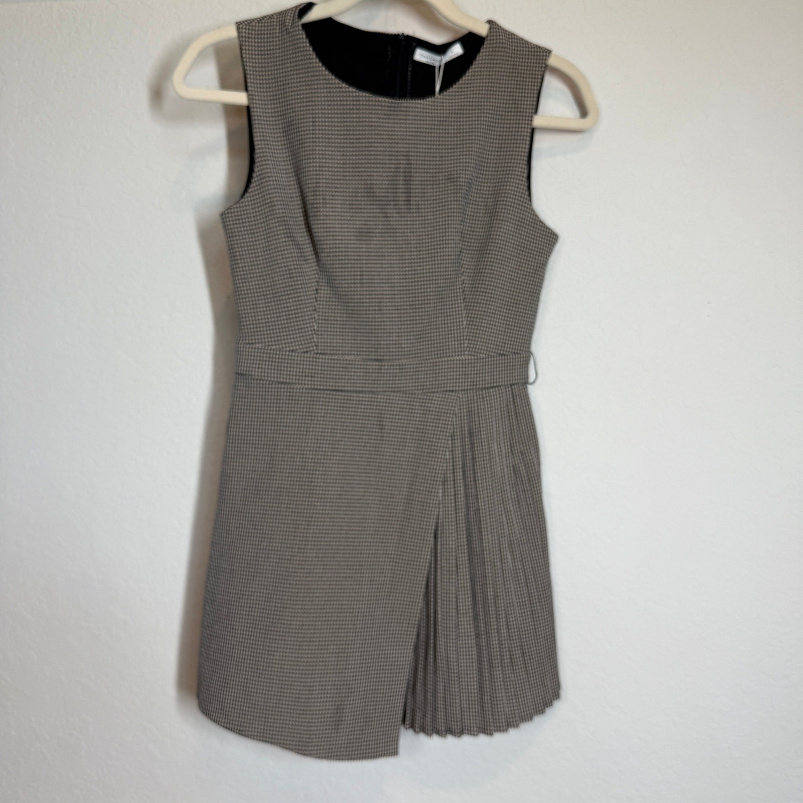 Women’s Tanshop Herringbone Plaid Pleated Skirt Romper Skort Size Medium NEW