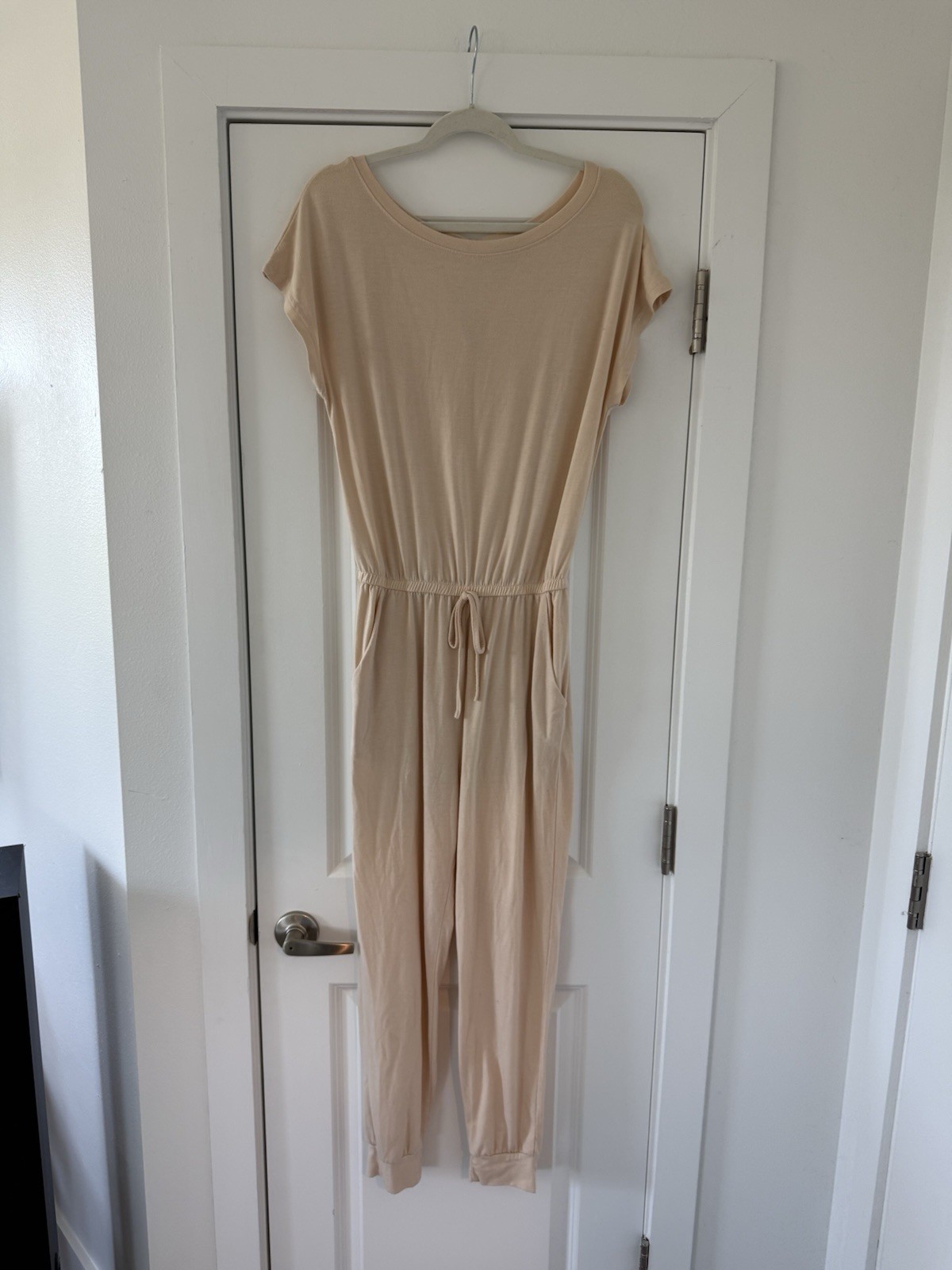 Pretty Garden Jumpsuit Women’s Small Tan Elastic Waist Cap Sleeve Casual Comfy