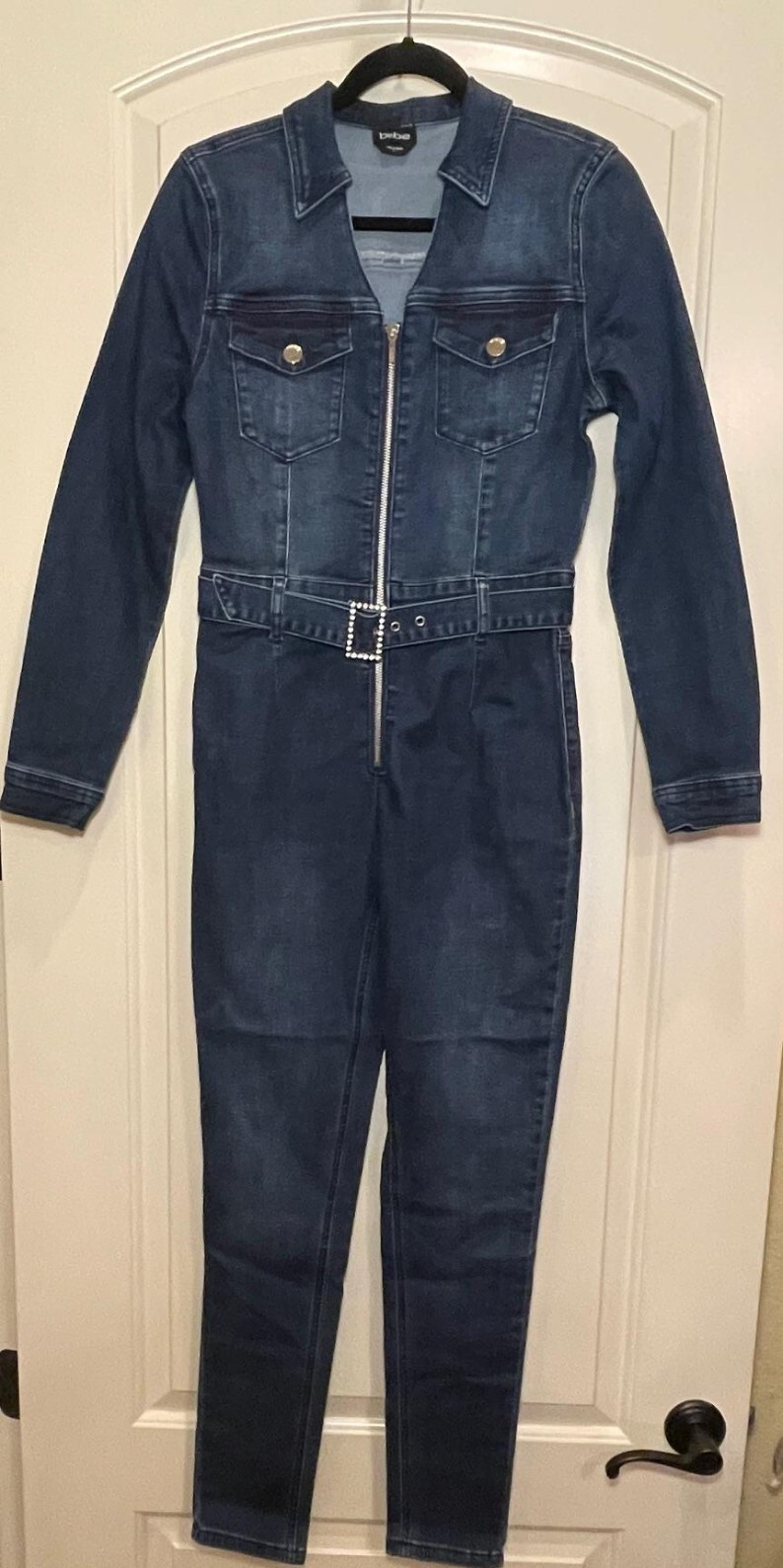 Bebe Womens BNWOT Denim Front Zip Jumpsuit w/rhinestone buckle belt SZ 4