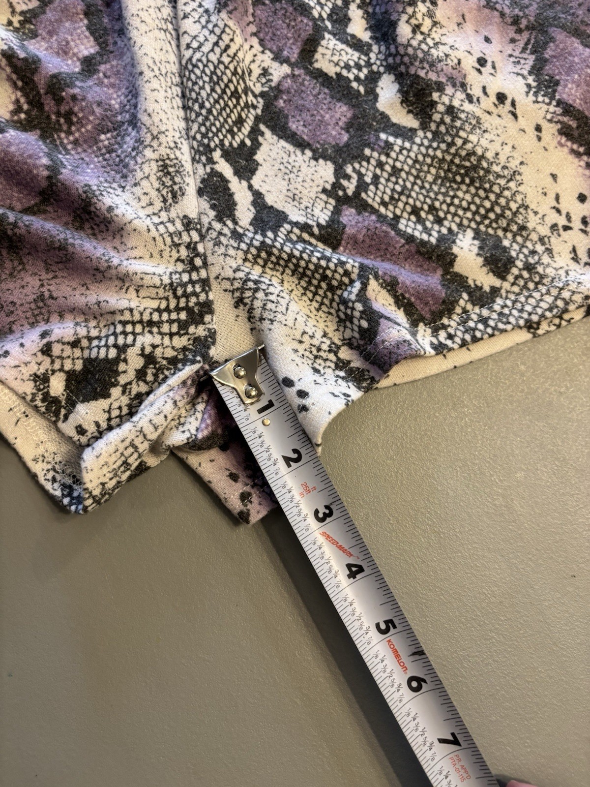 Fantastic Fawn Snake Print Shorts Romper Purple Gray Pockets Soft Women’s Sz M