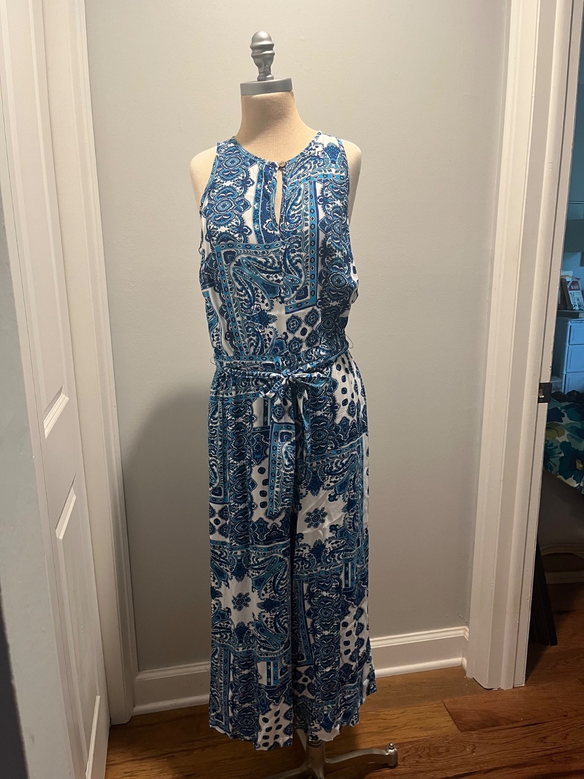 Loft, blue & white sleeveless Jumpsuit, Size S, cotton. V-neck in front
