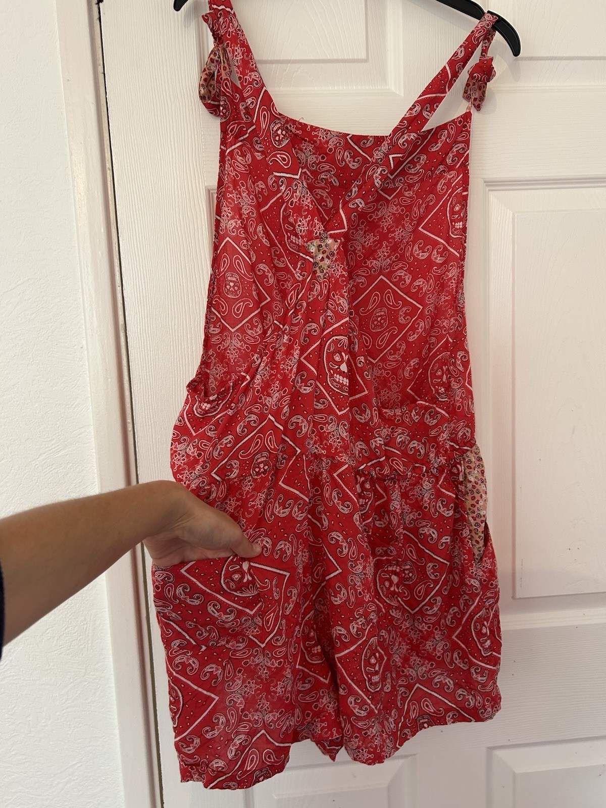Romper Playsuit Oversized bandana skulls print adjustable tie straps 5 pockets L