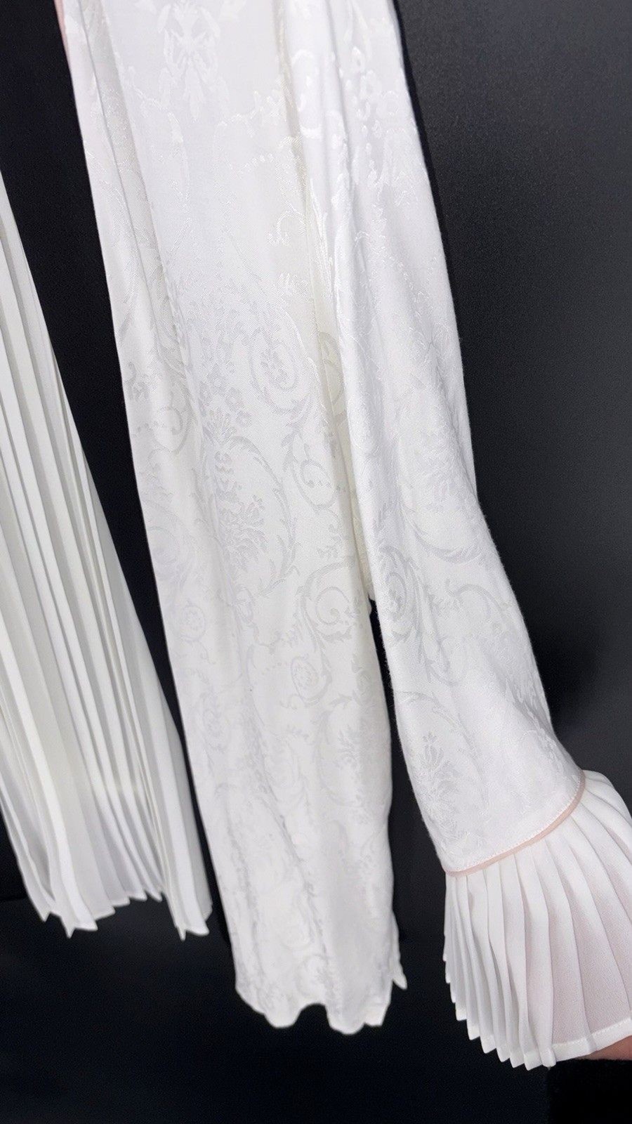 Bebe Pleated Open Front Kimono Jacket L