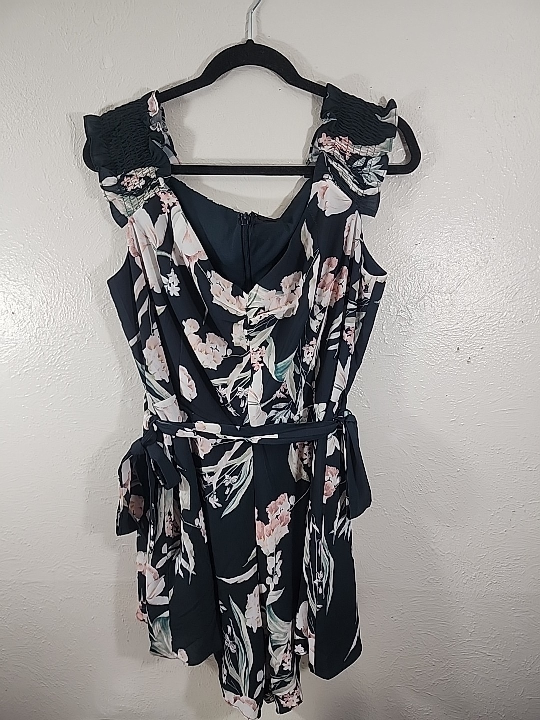 City Chic Women’s Plus Color Fresh Fields Romper Shorts, Sz 14 NWT