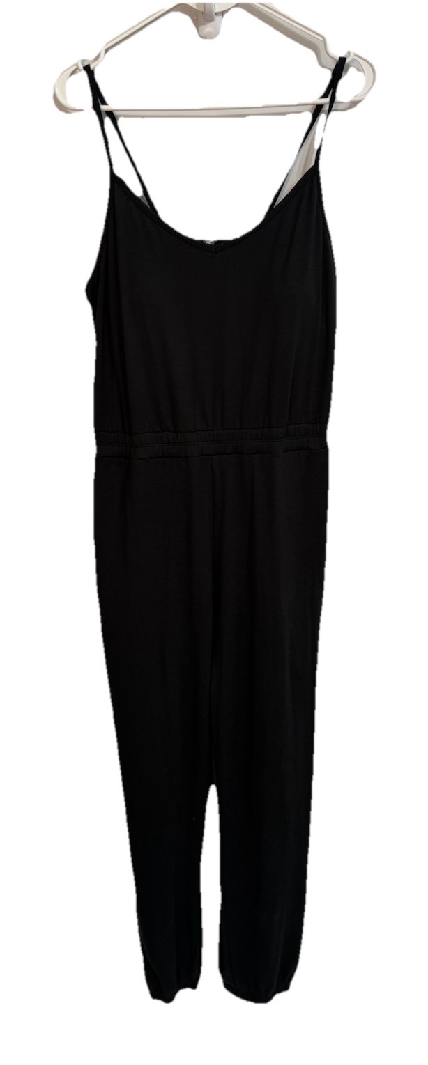 Vuori L Lux Performance Jogger Jumpsuit Black Shelf Bra V-Neck Pockets Stretch