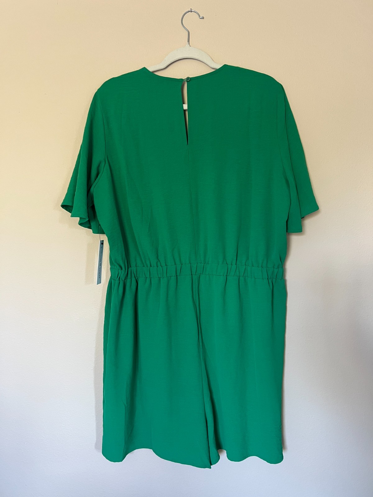 Emma & Michele V Neck Flutter Sleeve Skort Romper – Green – Size XL