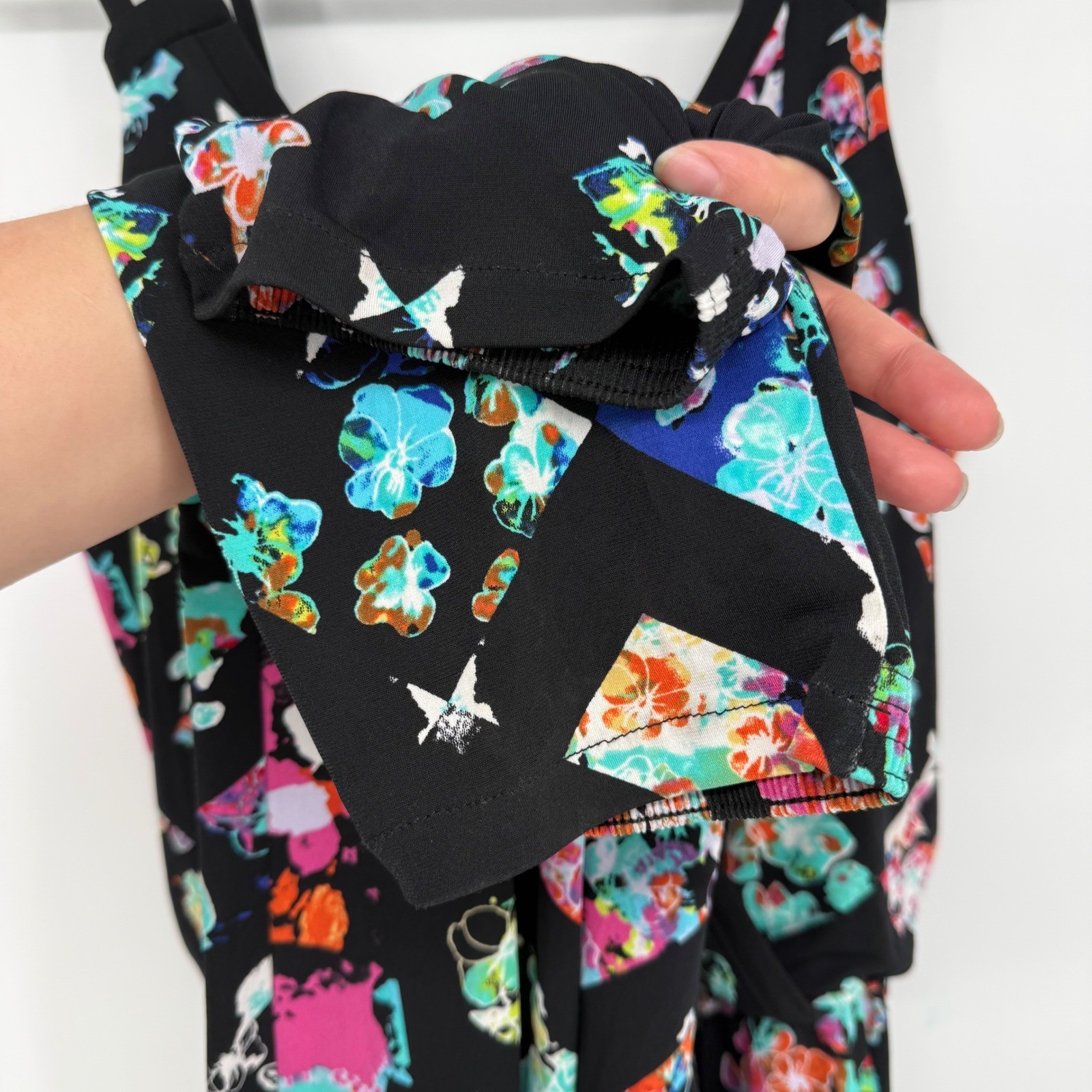 NICOLE BY NICOLE MILLER BLACK GEOMETRIC FLORAL STRAIGHT JOGGER JUMPSUIT MEDIUM