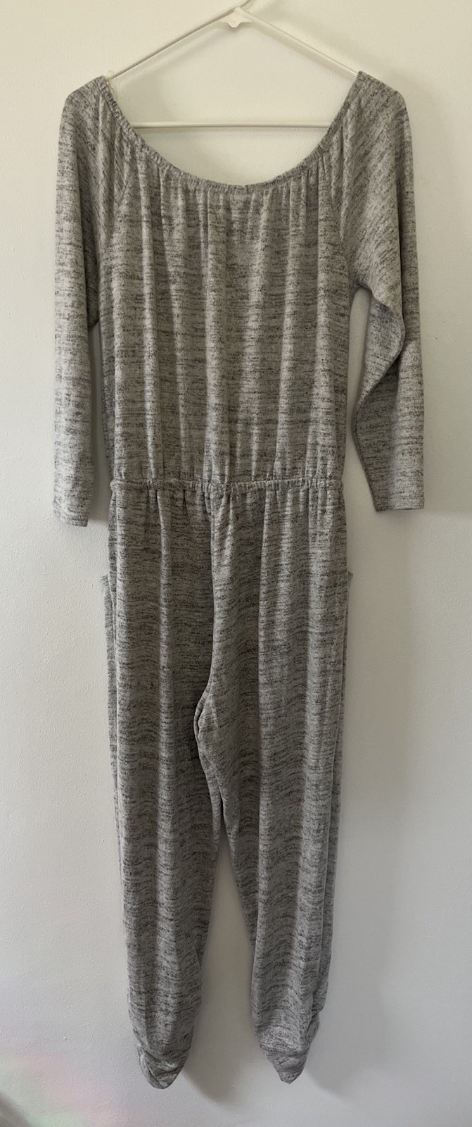 American Rag Jumpsuit Size Medium Heathered Grey Knit Very Cozy Soft Smocked Leg