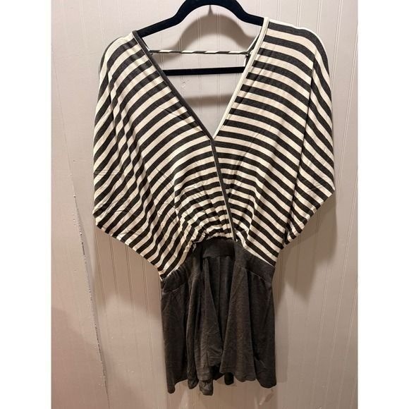 Fraiche by J Womens Striped Dolman Sleeve Surplice Romper Charcoal Grey Large