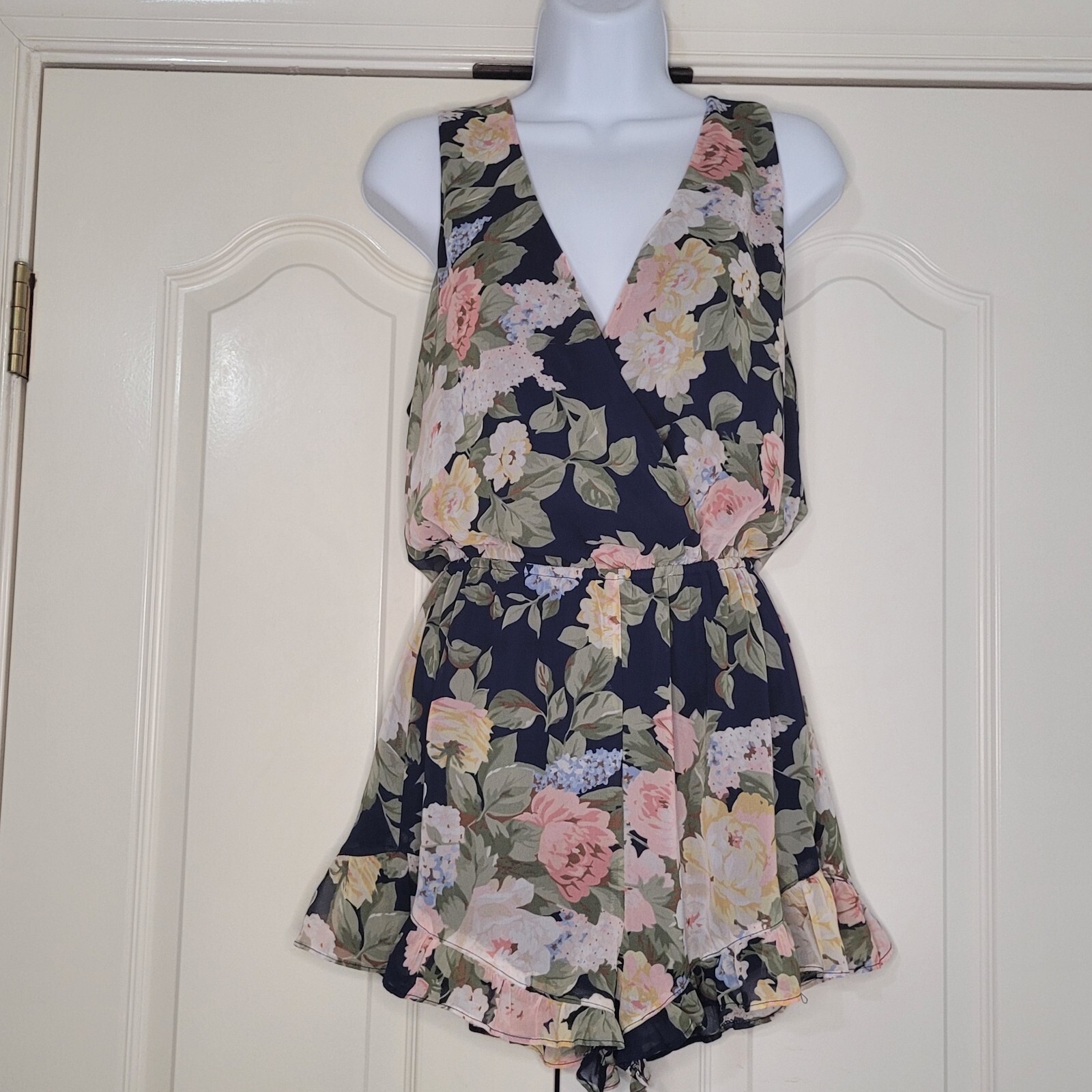 Show Me Your Mumu Romper Floral Riri XS EUC Navy Romantic Ruffles