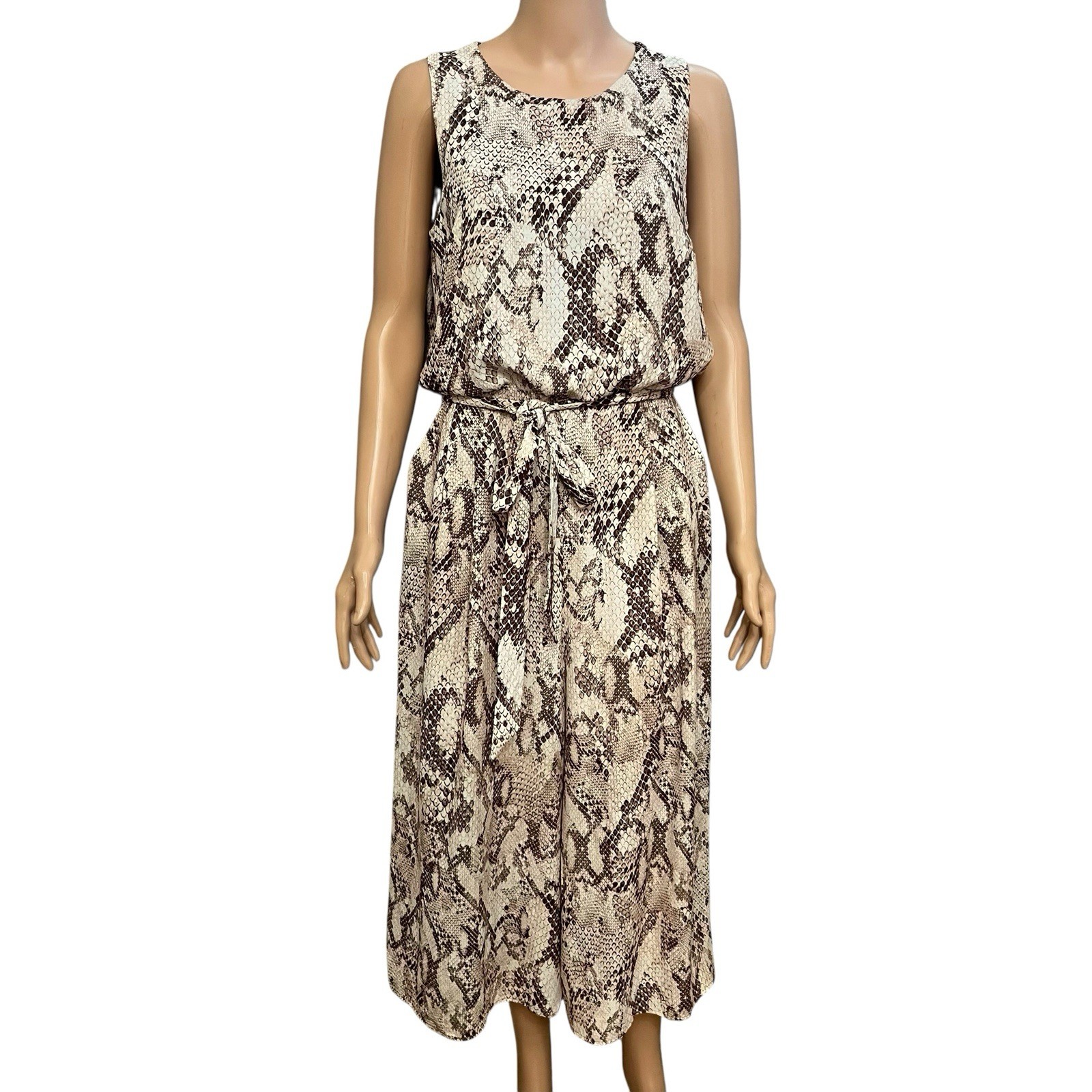 Vince Camuto Snake Print Jumpsuit Size 8 Wide Leg Cropped Belted Pleated Casual