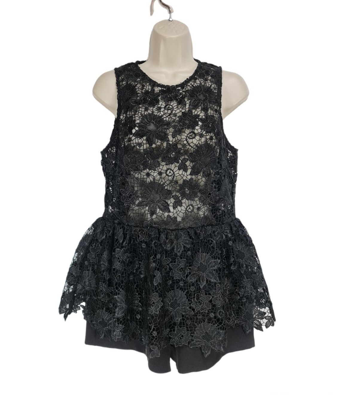 endless rose Women Size M Short Romper Jumpsuit Black Floral Lace Sleeveless A4P