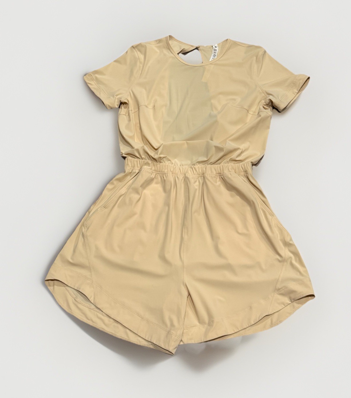 Lululemon Women’s Prosecco Lightweight Airy Sheer High-Neck Open Romper 6 NWOT
