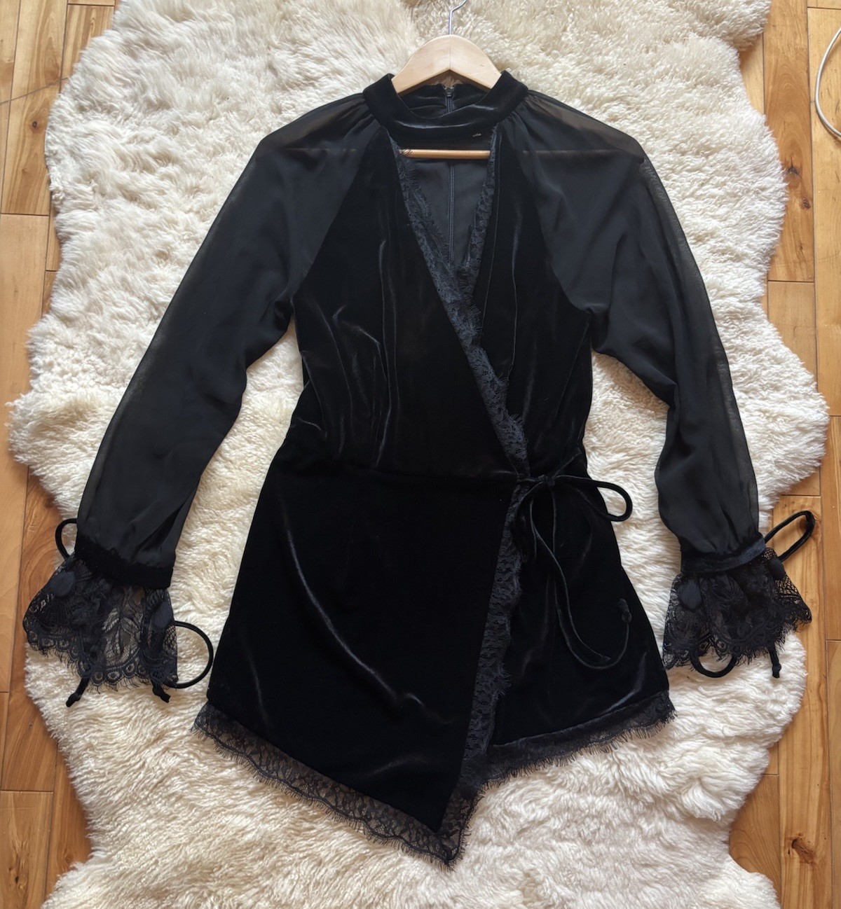 4SI3NNA Black Velvet Lace Short Skort Side Tie Romper Sz S Stunning Sexy Gothic