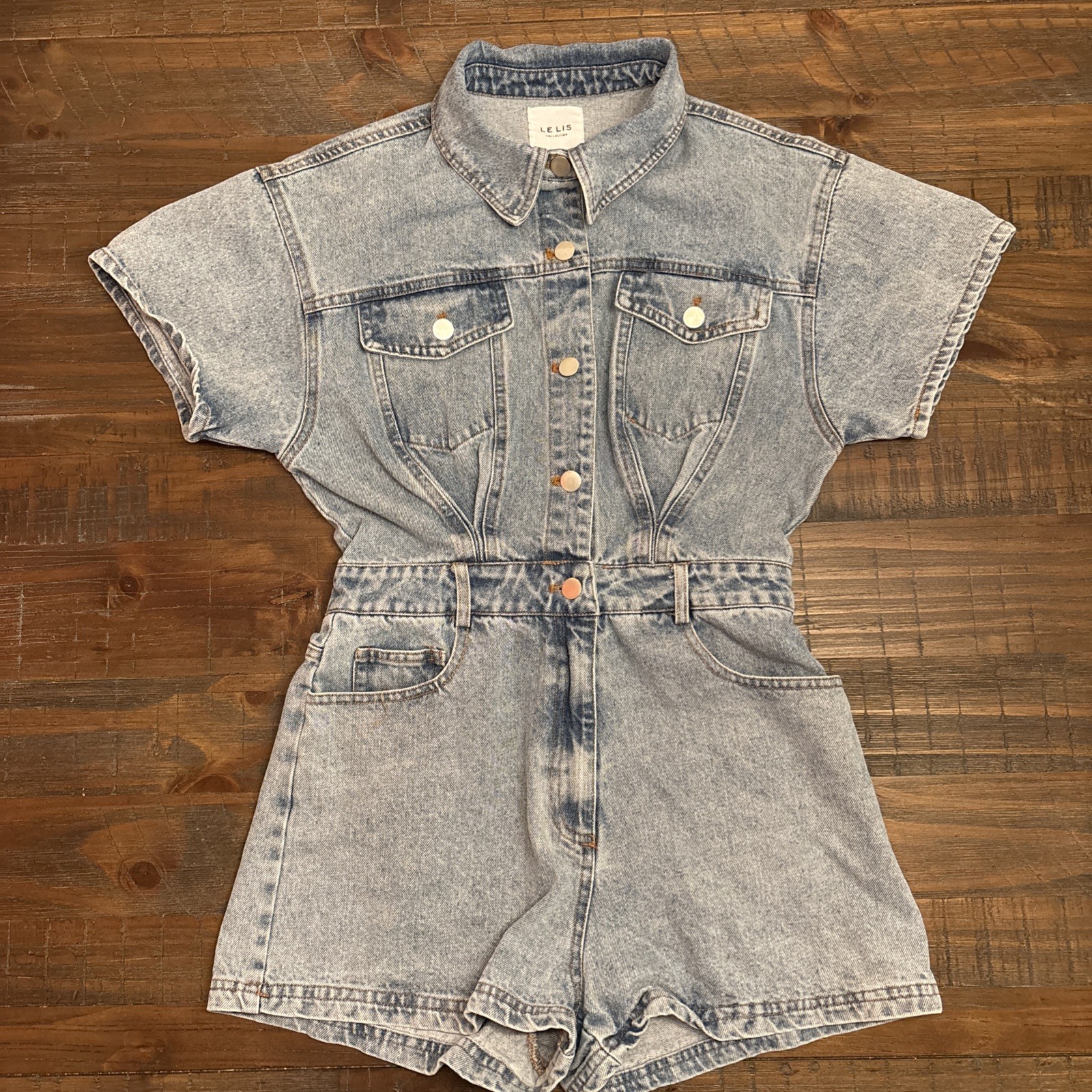 Le Lis Collared Short Sleeve Denim Romper size Small