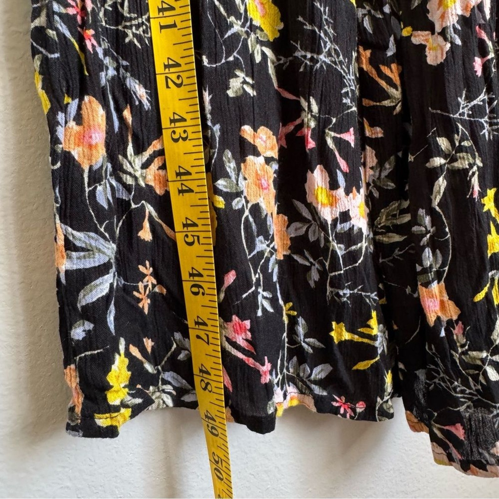 Patrons of Peace Boho Floral Black Jumpsuit Medium Pockets Off Shoulder Ditsy