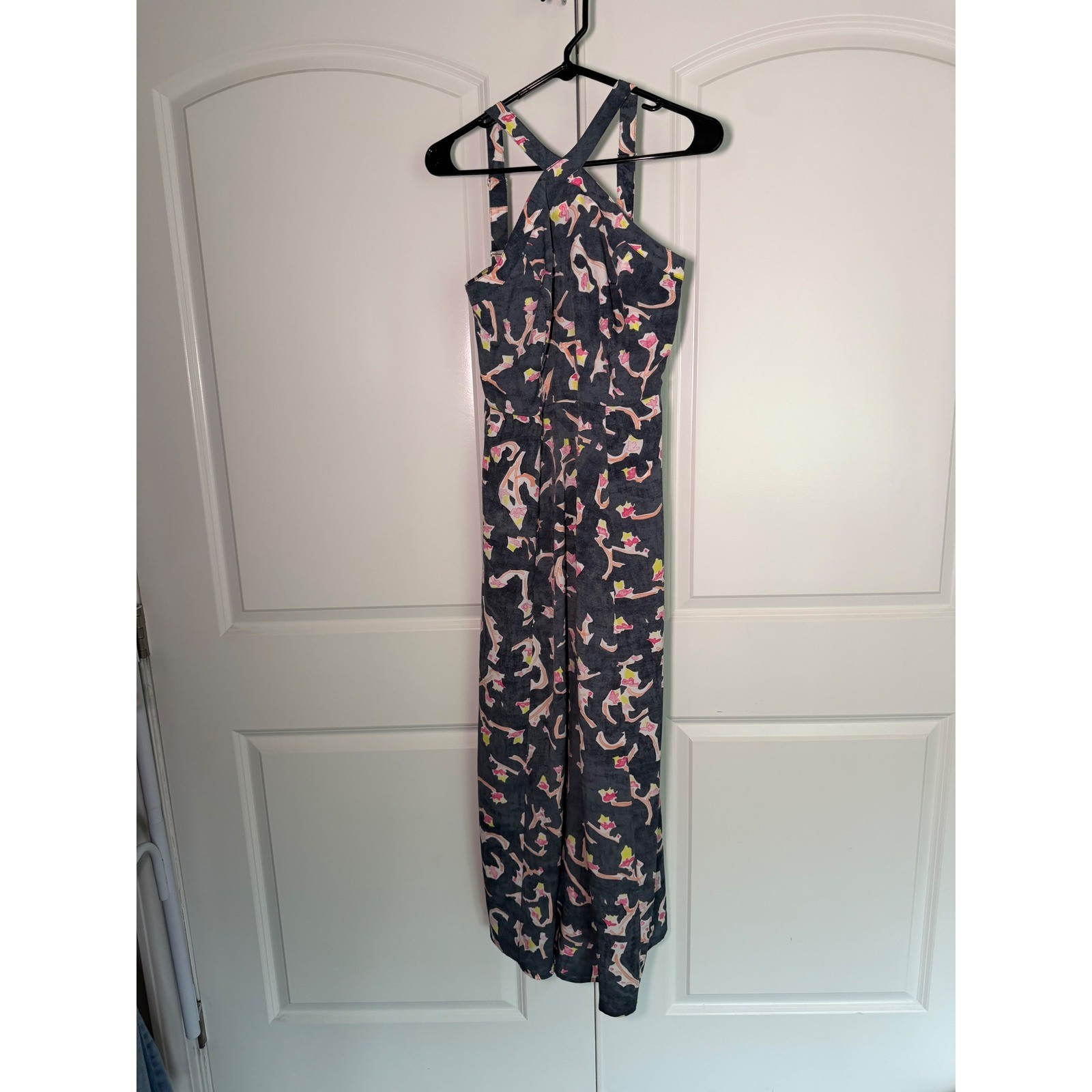Cabi Dress Womens 4 Grey Pink Floral Halter Neck Smocked Back