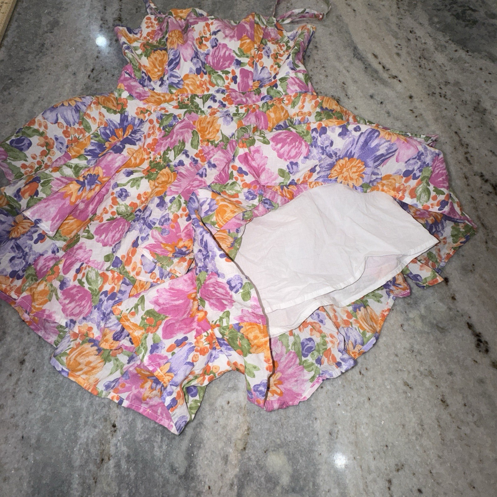 Hello Molly XS (2) Fake Smile Floral Romper Tiered Shorts Tie Back Strappy Cute
