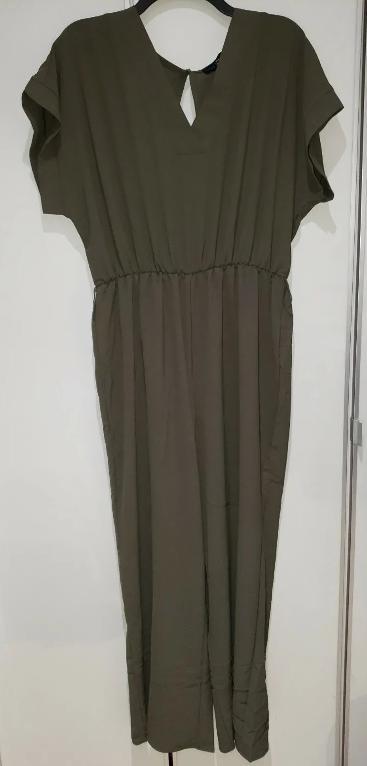 Fred David Women’s V-NECK Wide Leg Jumpsuit Size L NWT
