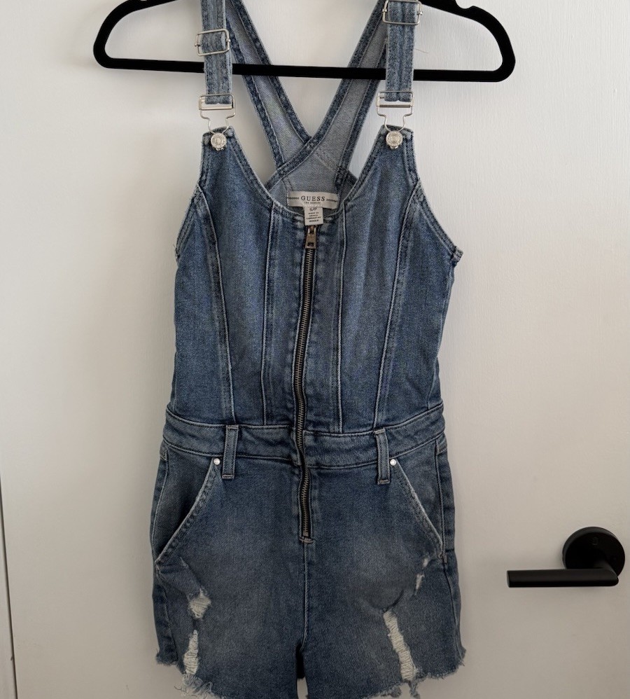 GUESS Denim Romper Overalls Shorts Small Vintage Style Zip Front Bib Shortalls