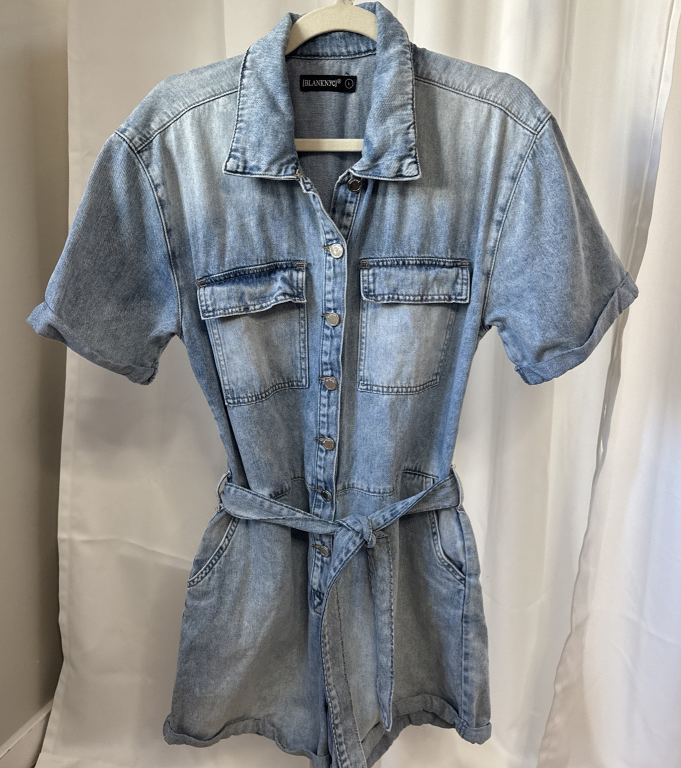 BlankNYC Women’s Denim Romper Blue Acid Washed Short Sleeve Button Down Large