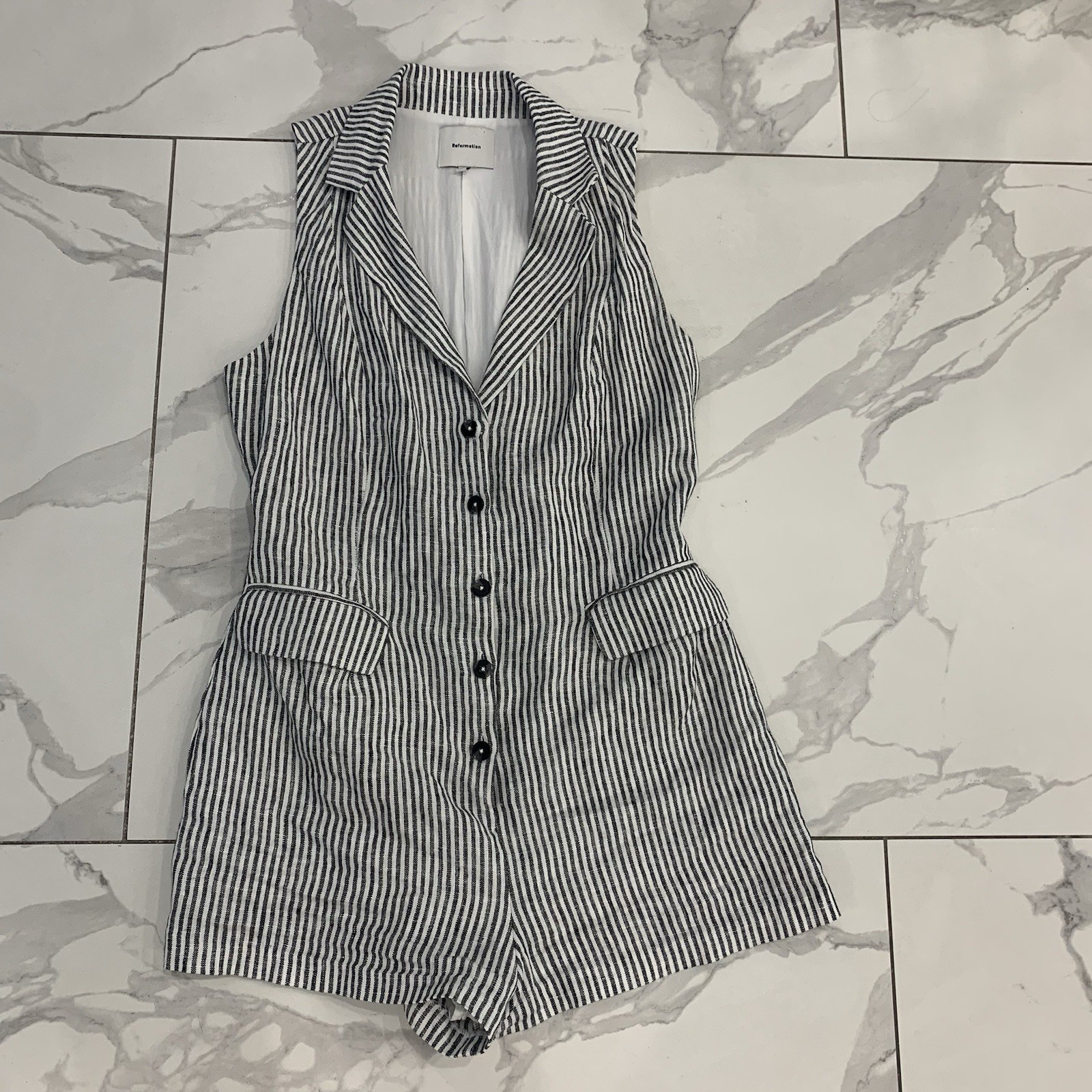 Reformation Romper 6 Linen In Vineyard Stripped Button Front Adjustable waist
