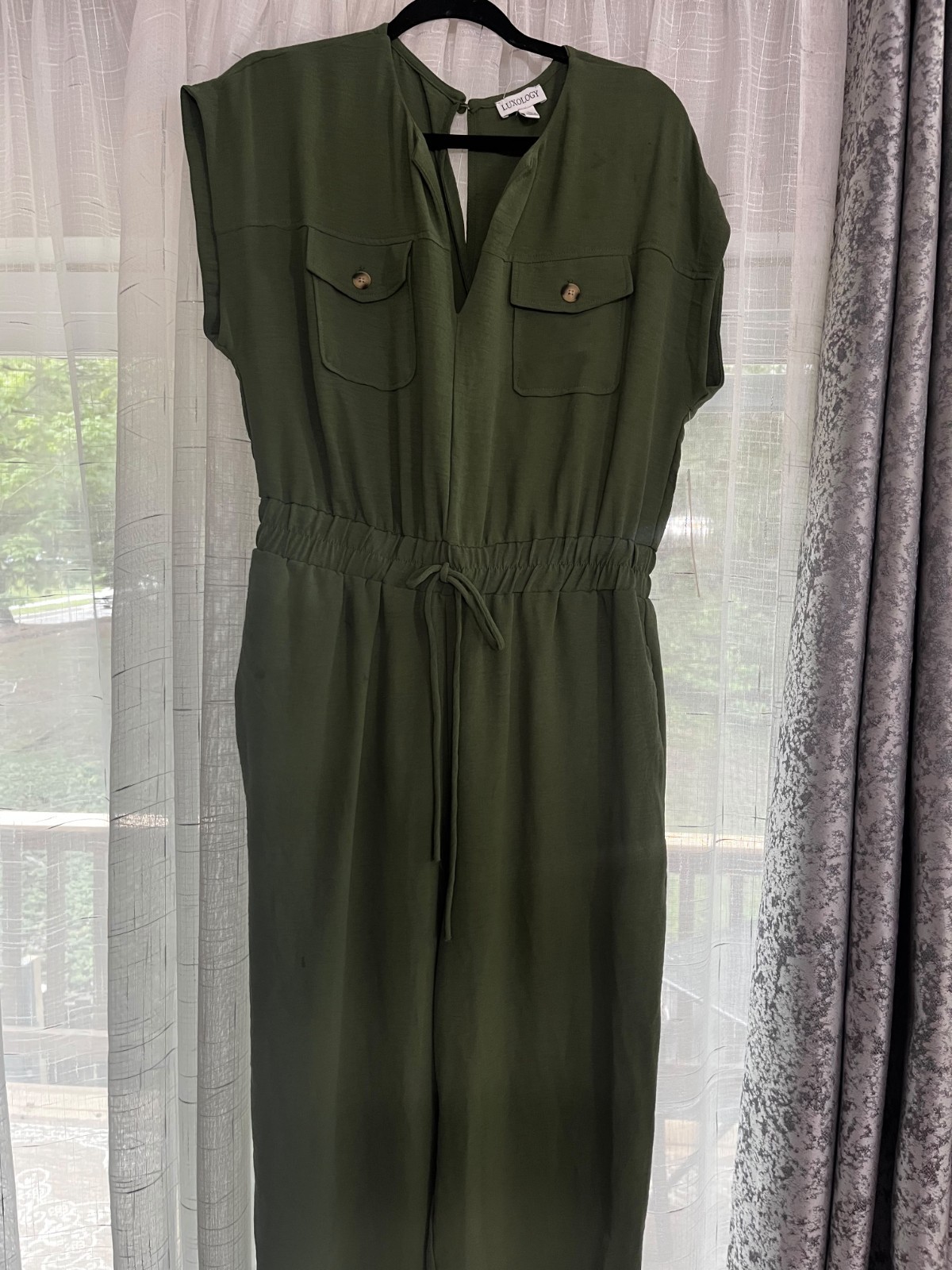 Luxology Women’s Cap Sleeves V-Neck Solid Jumpsuit