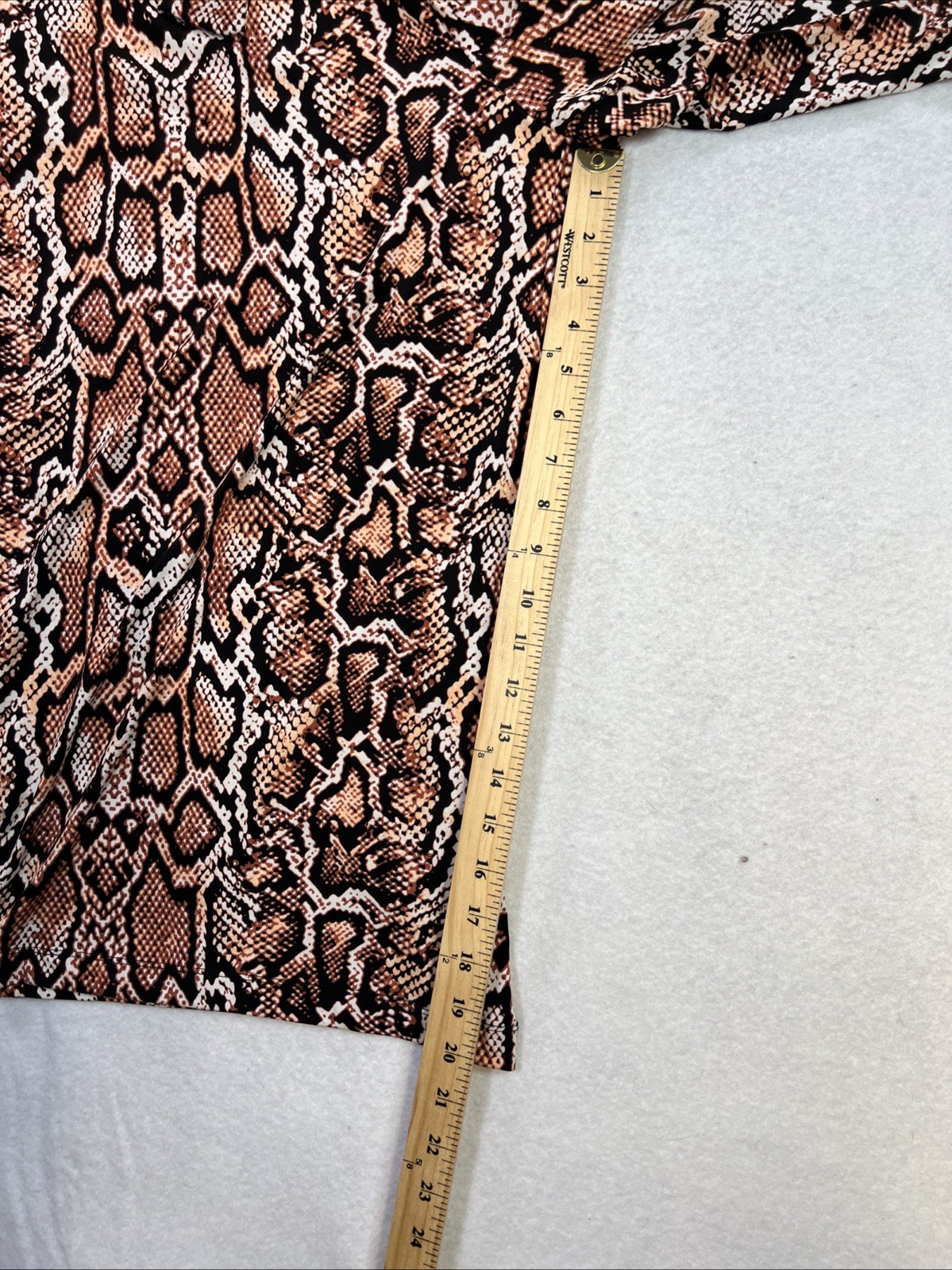 G By Guiliana Cropped Jumpsuit Medium Petite Snakeskin Sleeveless Tied Belt