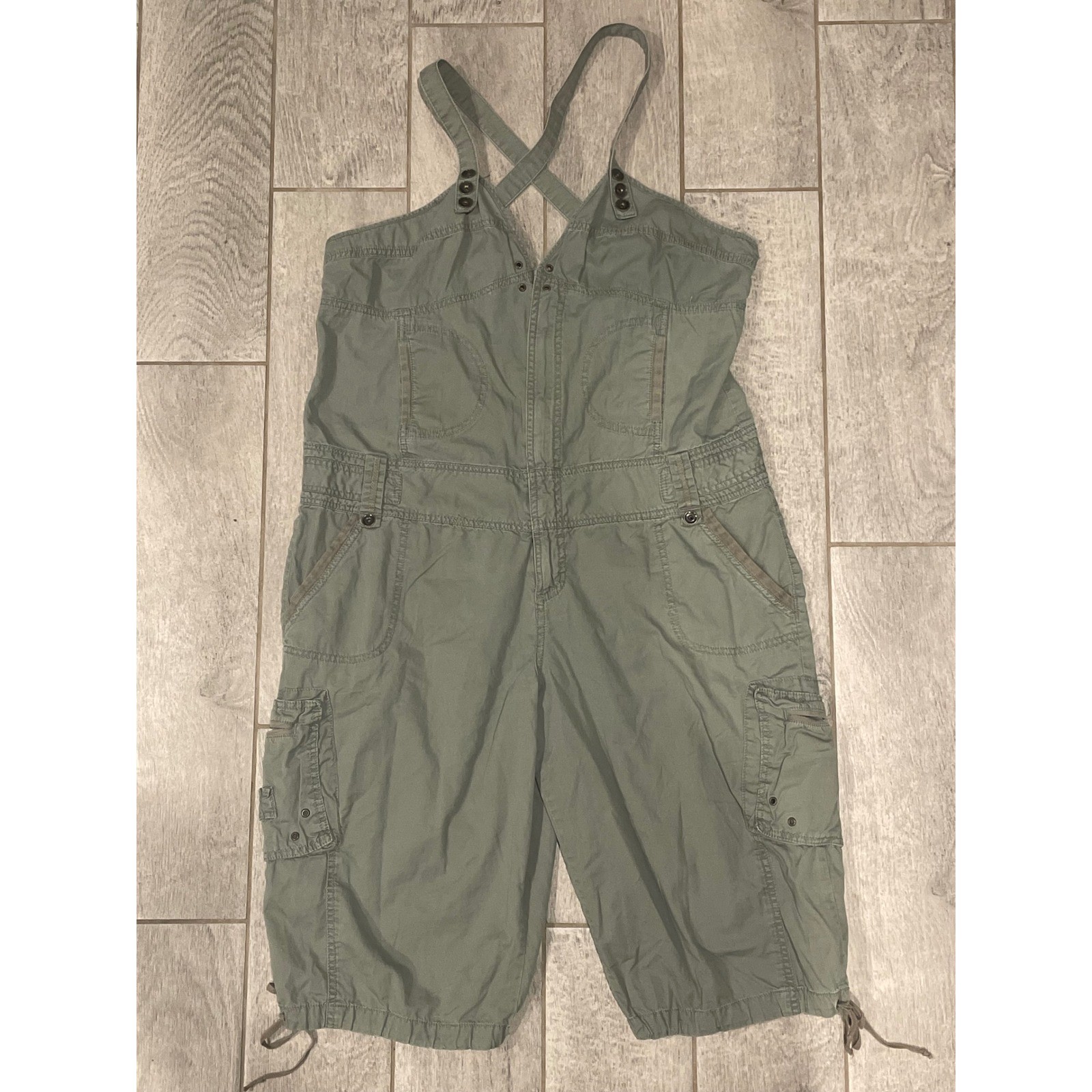 No Boundaries Olive Green Cargo Overall Romper Utility Jumpsuit Juniors 19