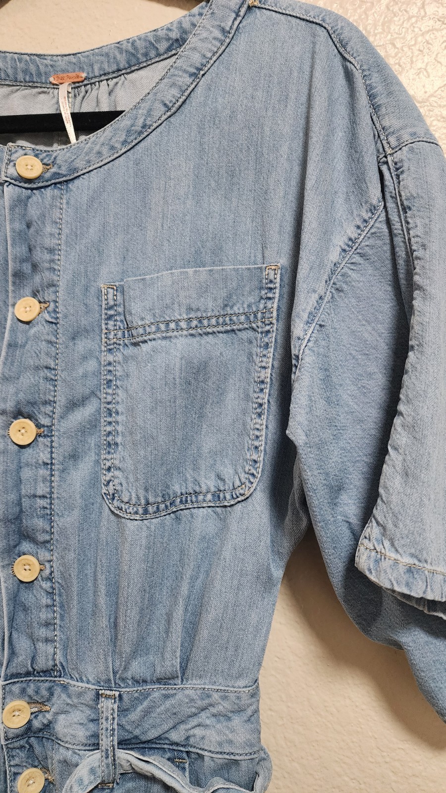 Free People Lightweight Collarless Light Denim Jumper Jumpsuit Sz XS