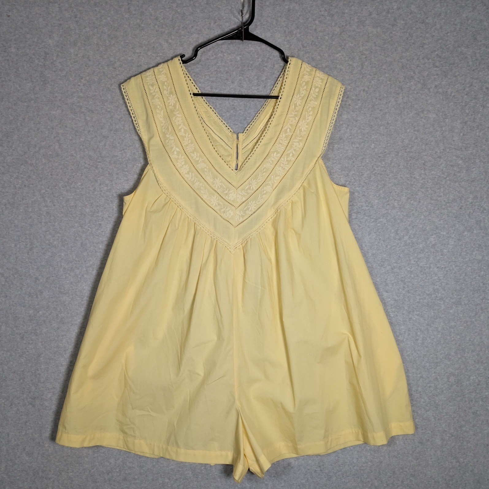 By Anthropologie Yoke Romper Womens Small Butter Yellow Embroidered Eyelet